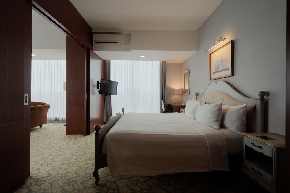 Hotel The Capital Surabaya 13/50