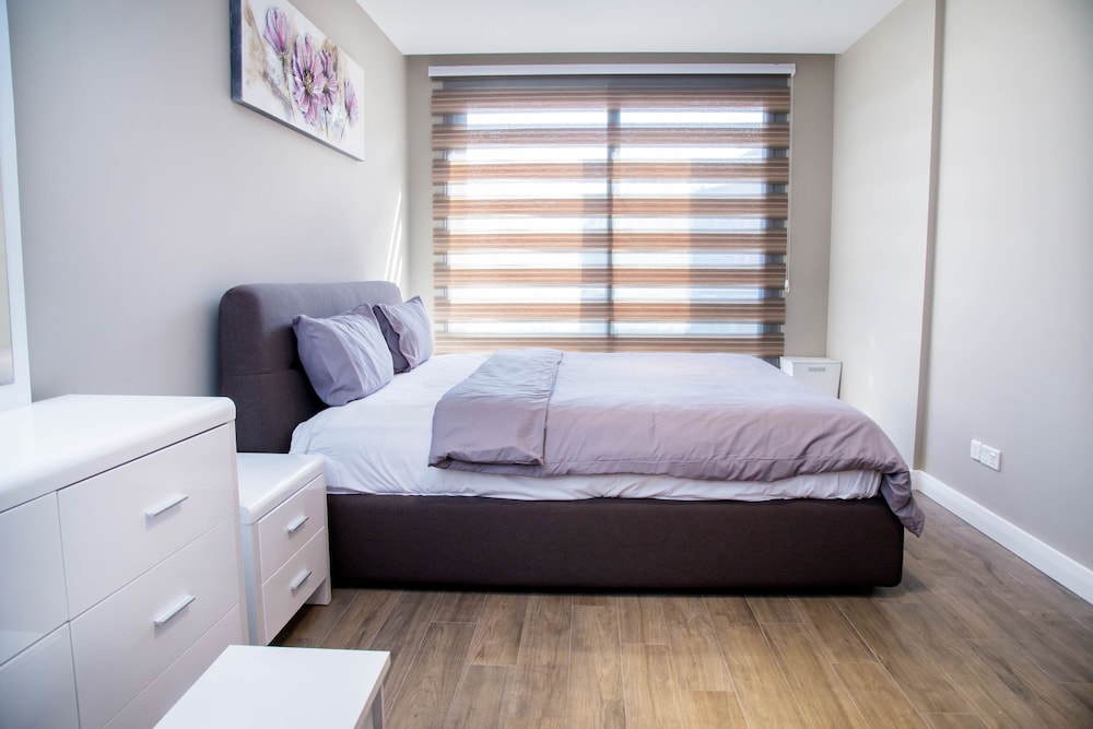 Pls Apartments - Cantonments 7/50
