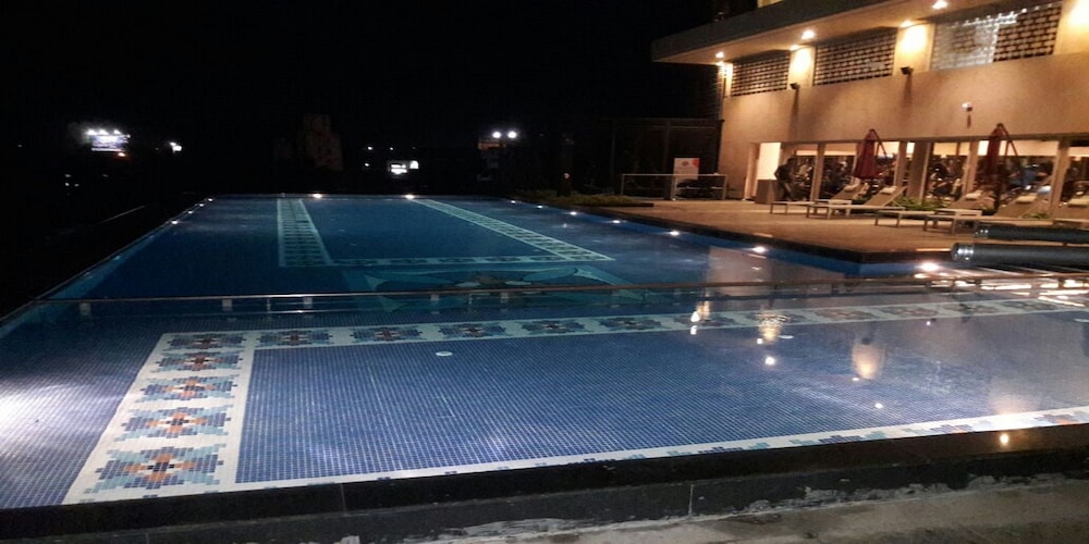 Sayaji Hotel 26/36