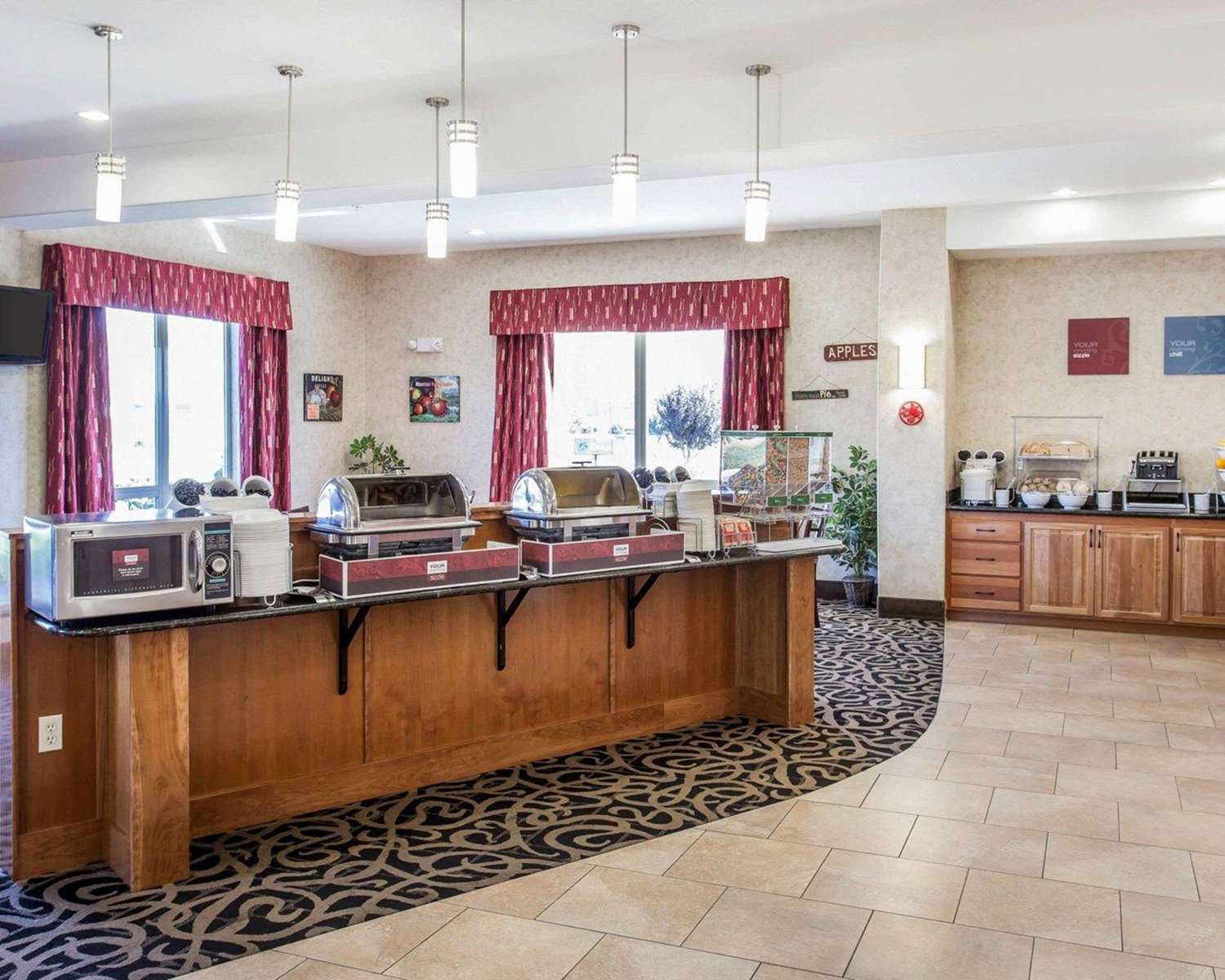 Comfort Suites Wenatchee Leavenworth 4/22