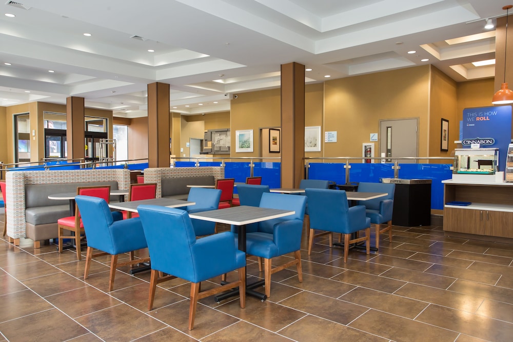 HOLIDAY INN EXPRESS SPRINGFIELD DOWNTOWN 48/53