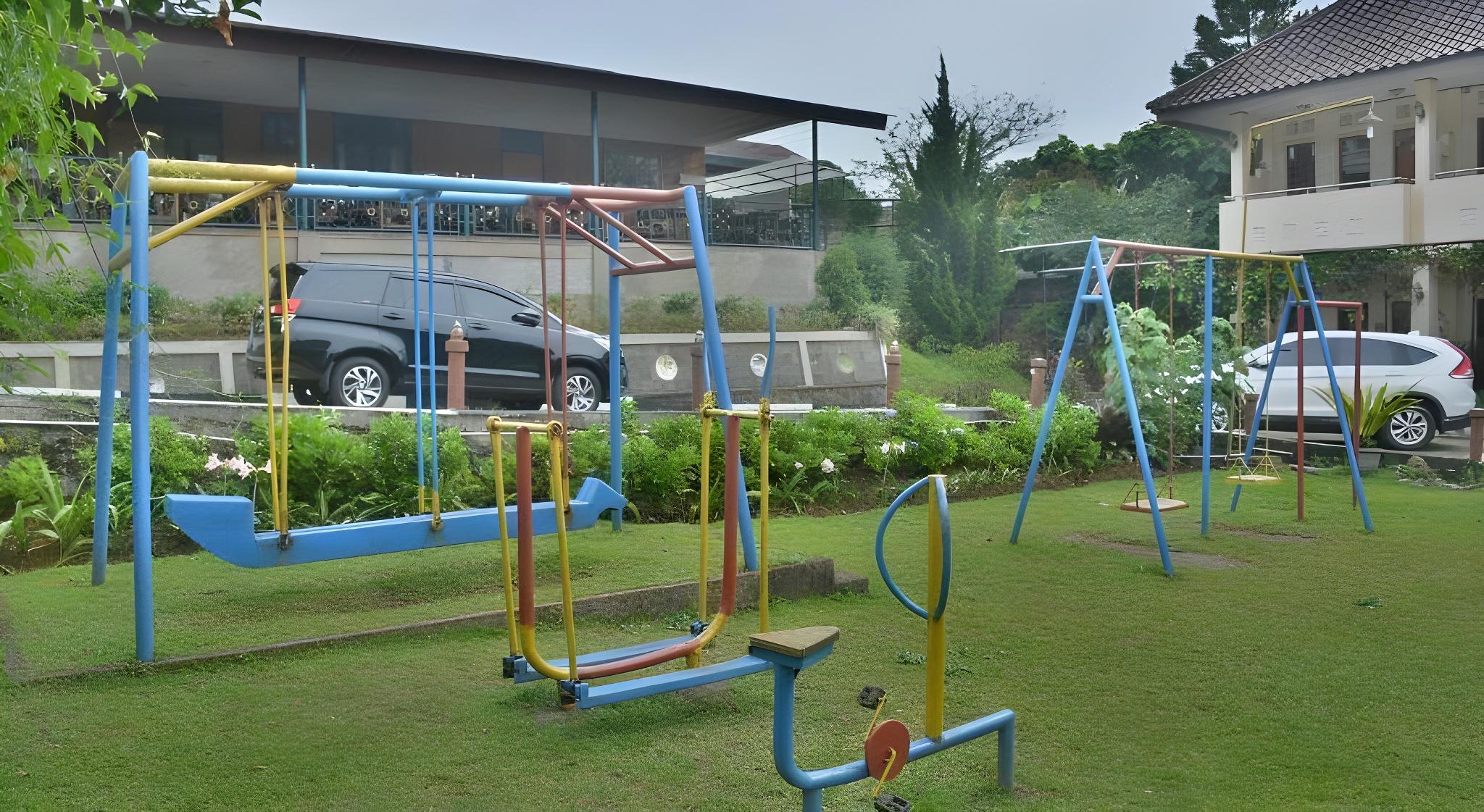Taman Teratai Hotel 39/50