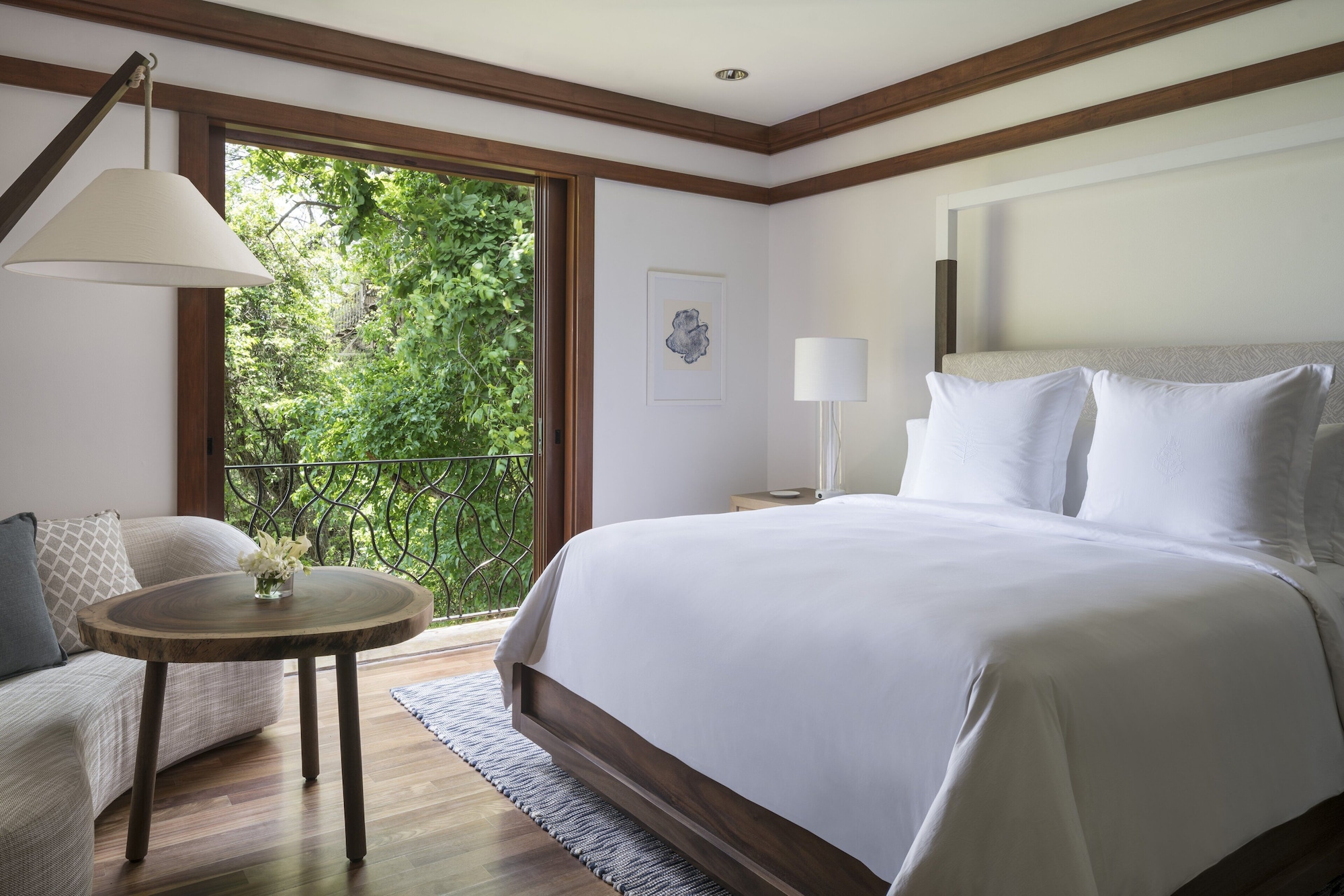 3 Bedrooms, Pacific, Residence, Suite, 2 Double Beds, 2 King Beds 4/6