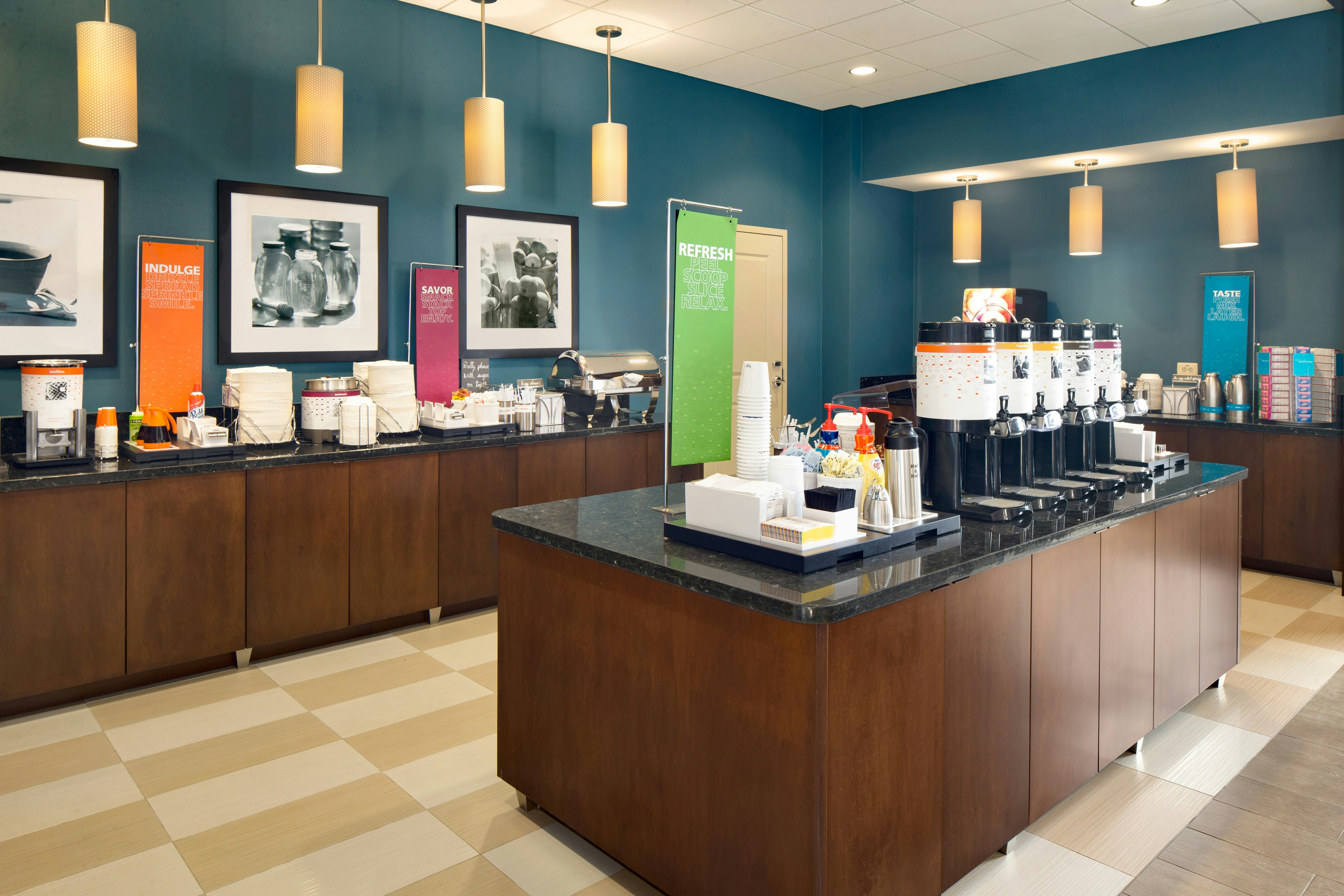 Hampton Inn Suites Edgewood Aberdeen South Md 7/38