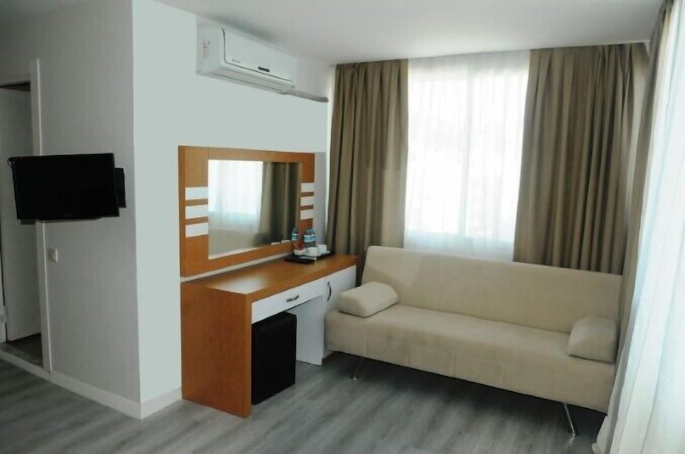 Heaven Beach Otel 10/22