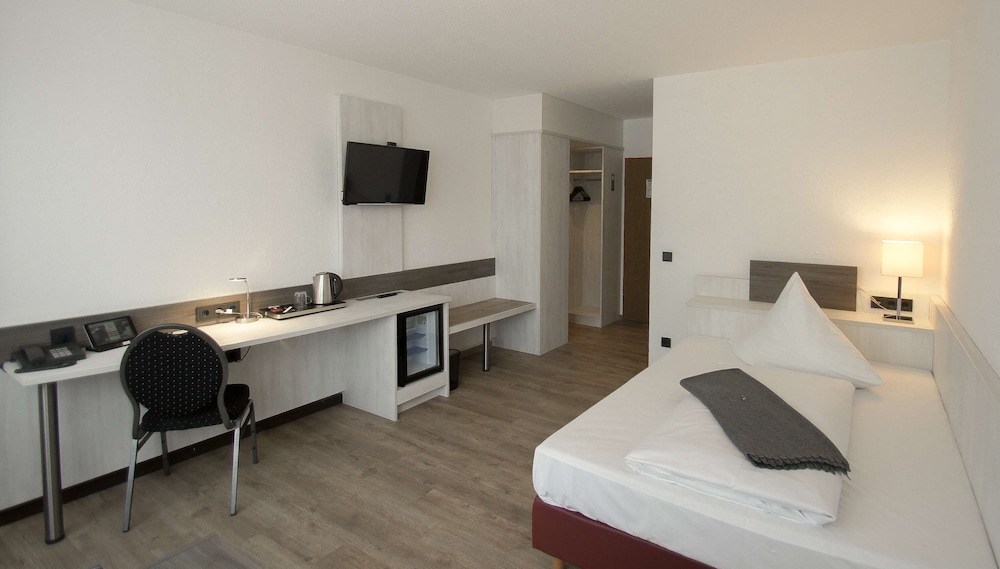 Brenner Hotel Diekmann 6/41