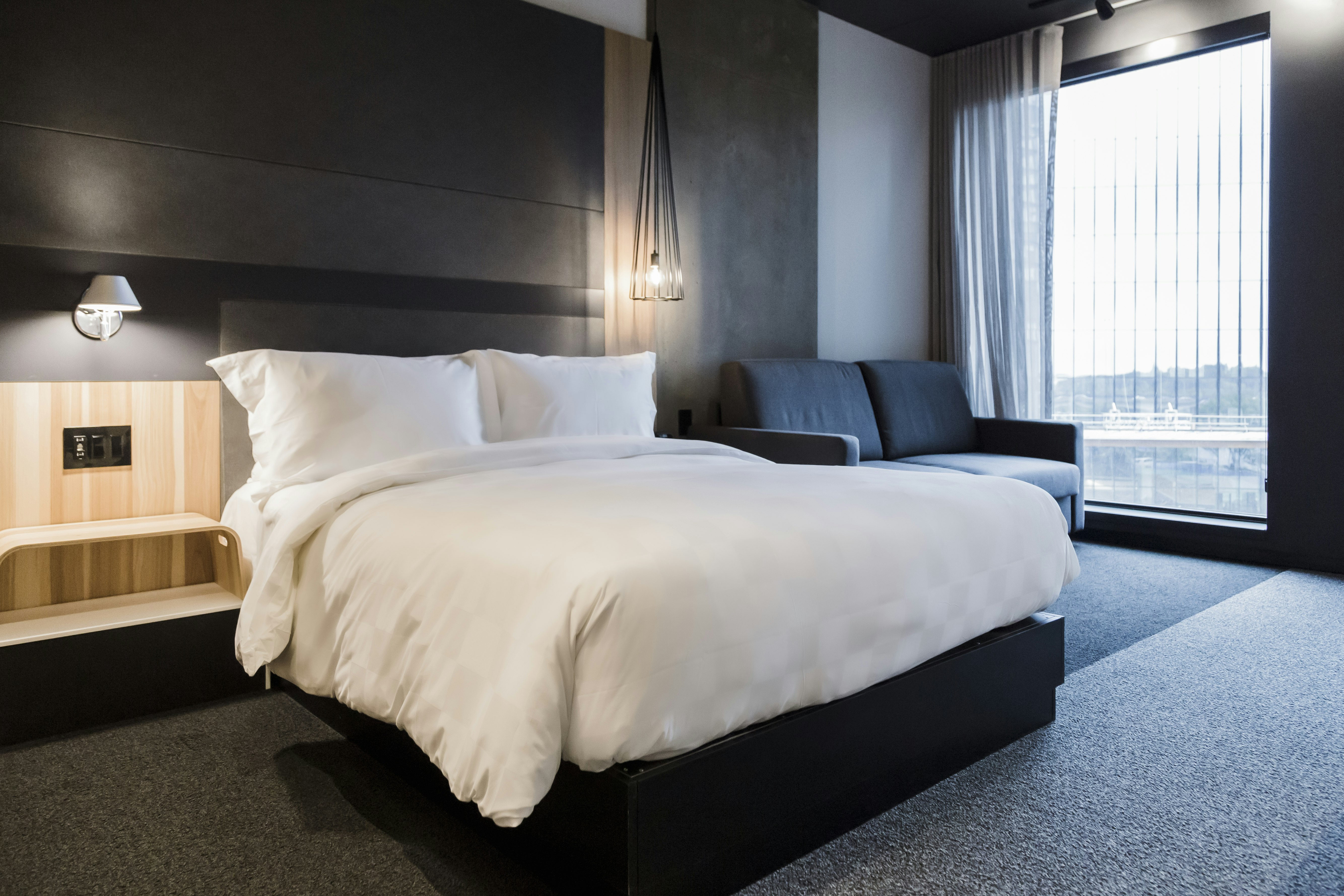 Room, Queen Bed, Sofa