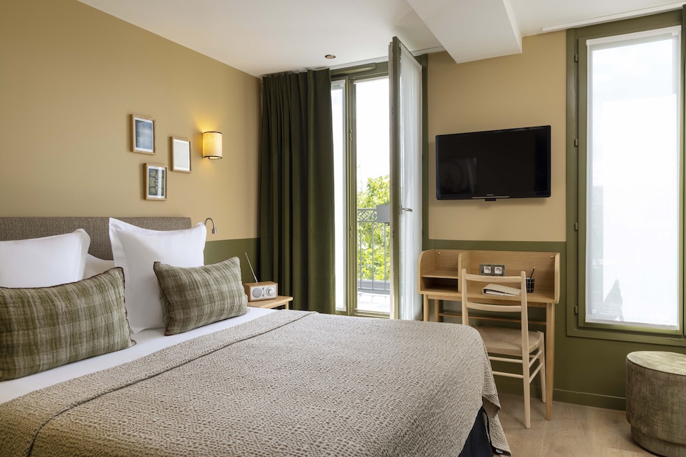 Le Petit Beaumarchais Hotel & Spa 6/48