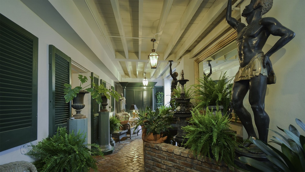 Choctaw Hall Bed and Breakfast 2/29
