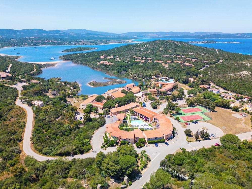 Residence Costa Serena 52/57