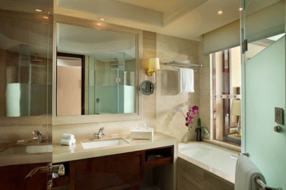 Family Suite, Queen Bed