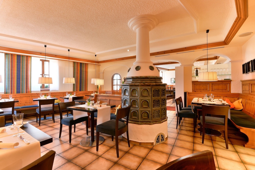 Hotel Adler Asperg 32/50