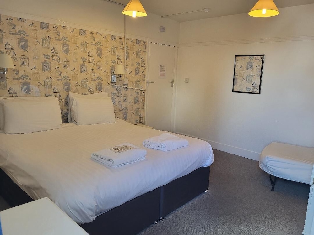 North Parade Seafront Accommodation 14/50