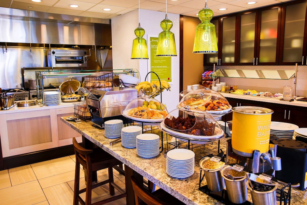 Hilton Garden Inn Murfreesboro 56/72