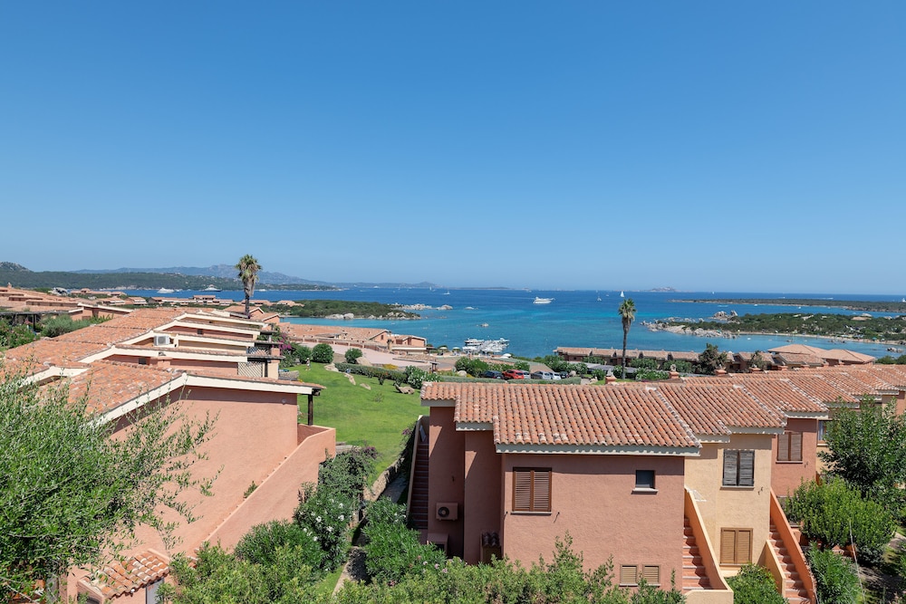 Baia De Bahas Exclusive Resort 37/50