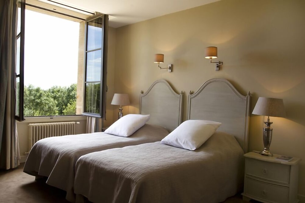 Relais Du Silence Chateau de Perreux 10/50