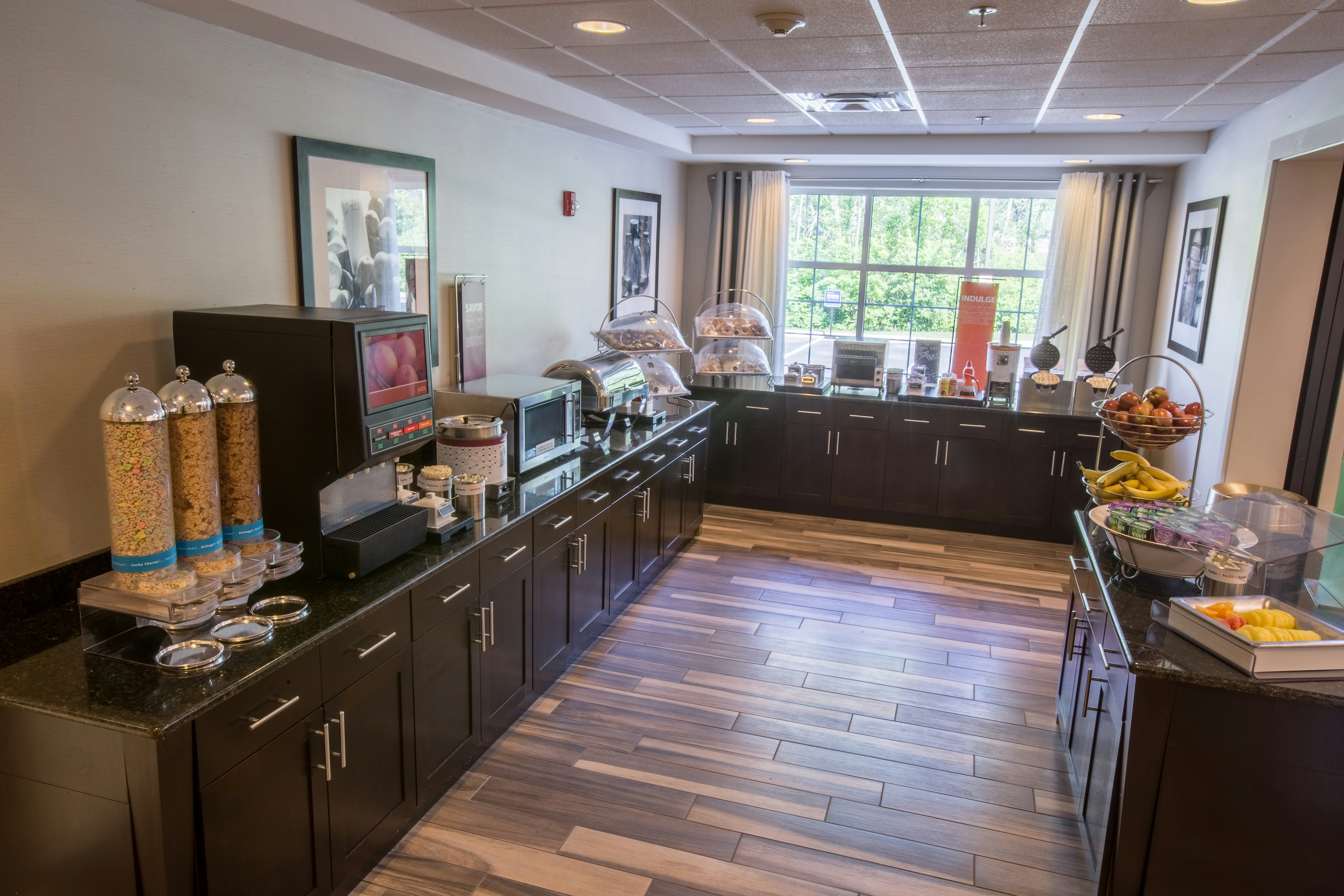 Hampton Inn And Suites Berkshires Lenox 42/59