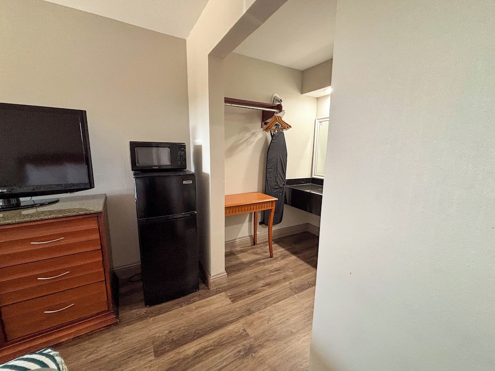 Studio6 Suites Mesquite, TX – Gross Rd 53/67