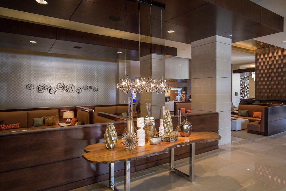 HILTON DALLAS/PLANO GRANITE PARK 71/88