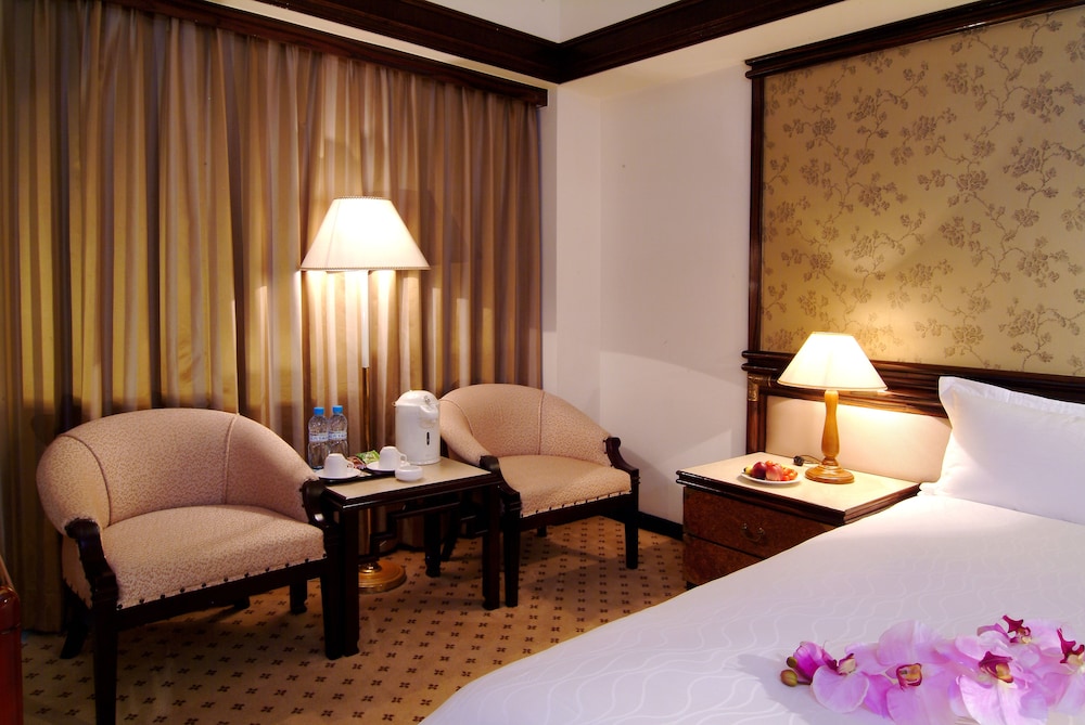 Kings Town Hotel 26/41