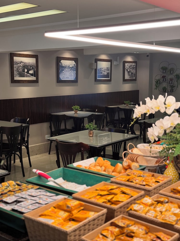 Hotel Imperatriz 29/32