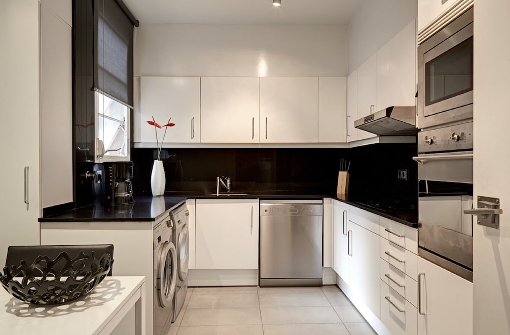 Apartments Sixtyfour 25/72