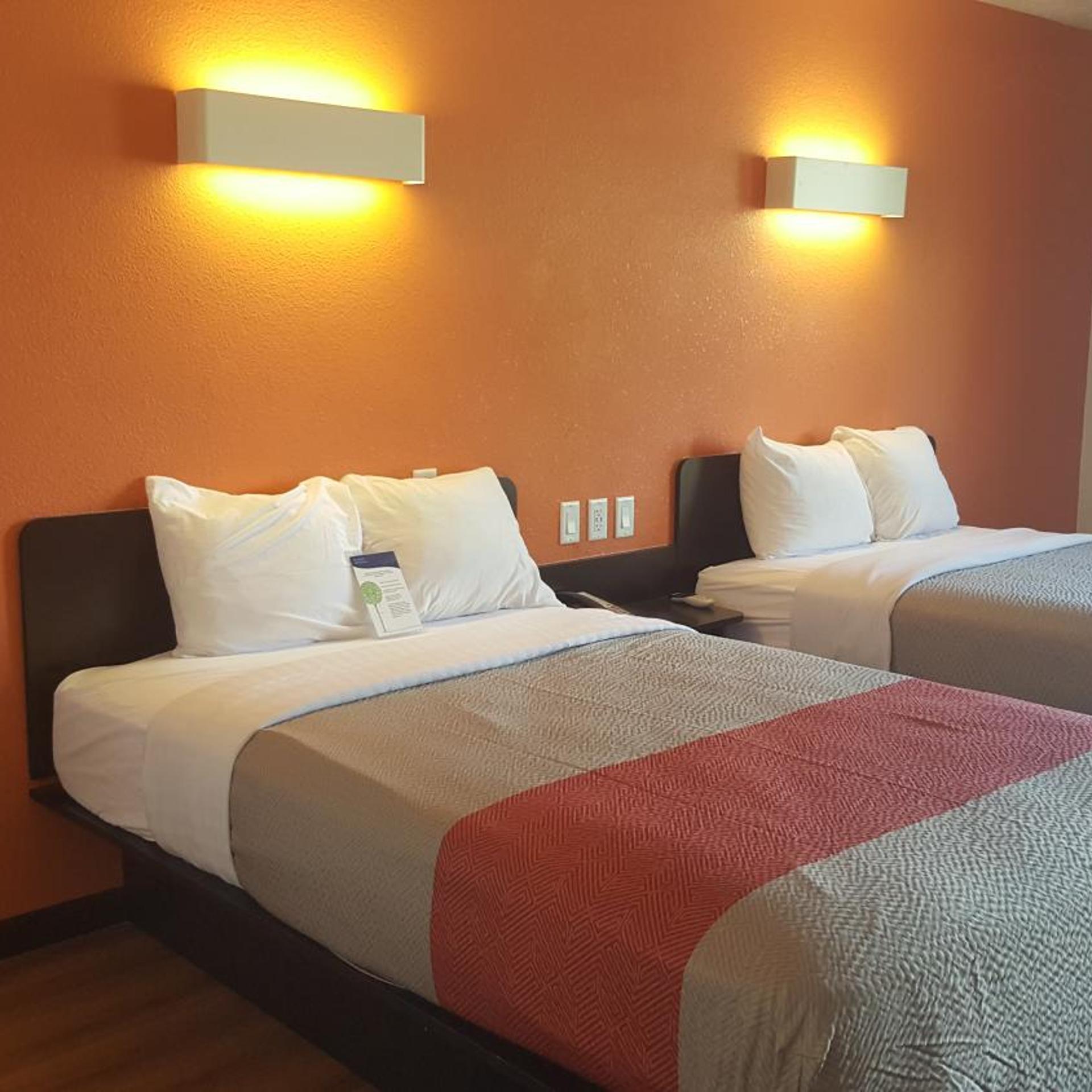 غرفة رباعية، Motel6 Columbus, OH - OSU 4/10