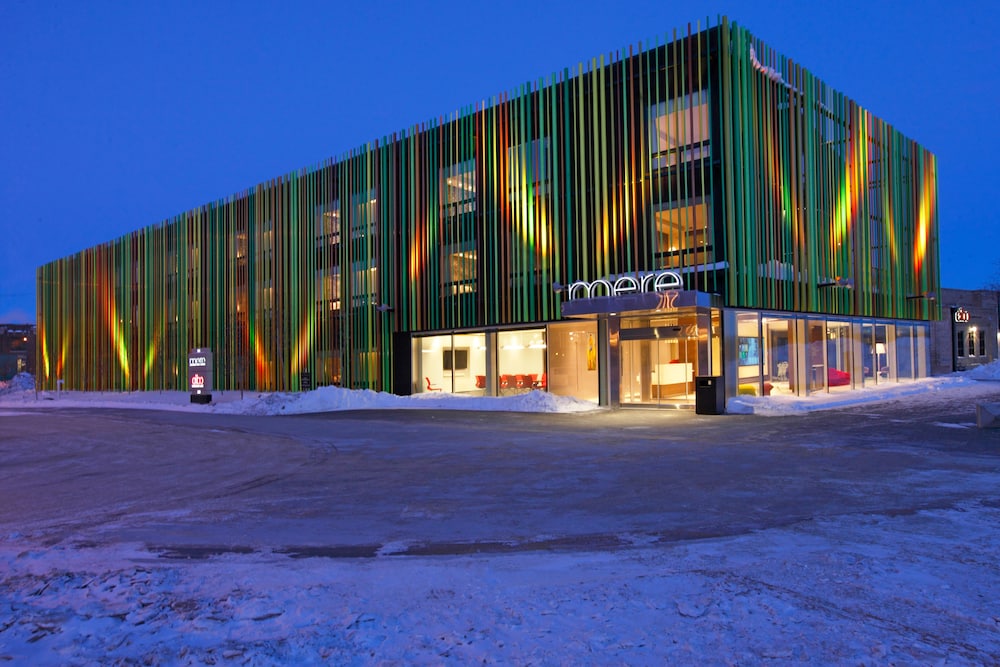 Mere Hotel 2/44