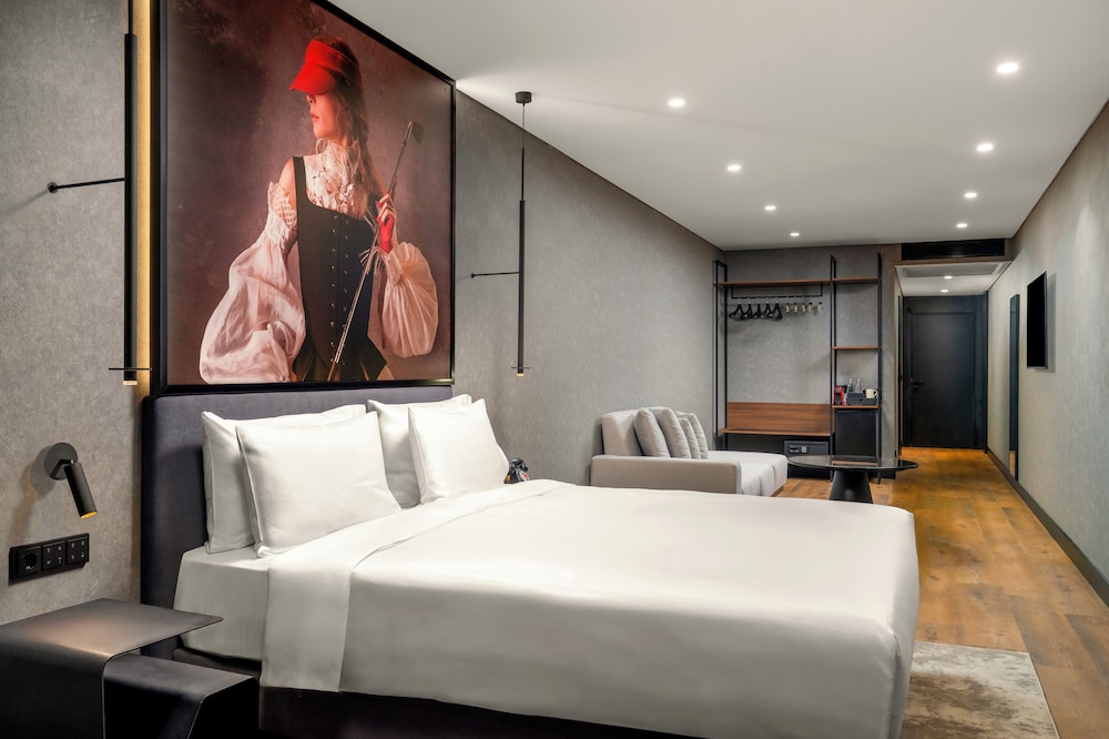Radisson RED Izmir Point Bornova 21/59