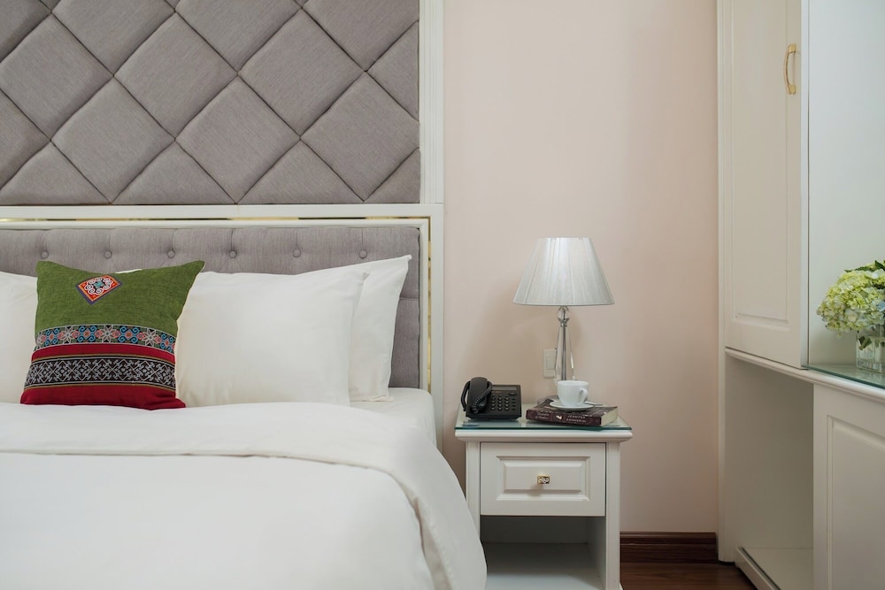 Praha Hotel Sapa 50/50
