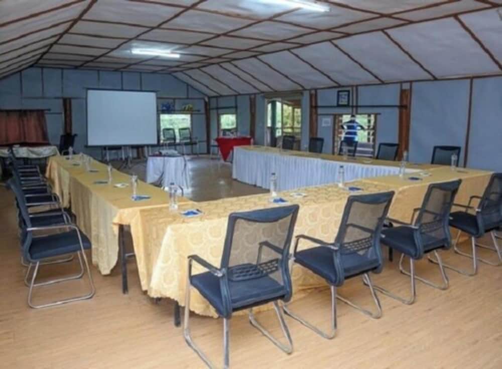 Dove Nest Lodge 39/50