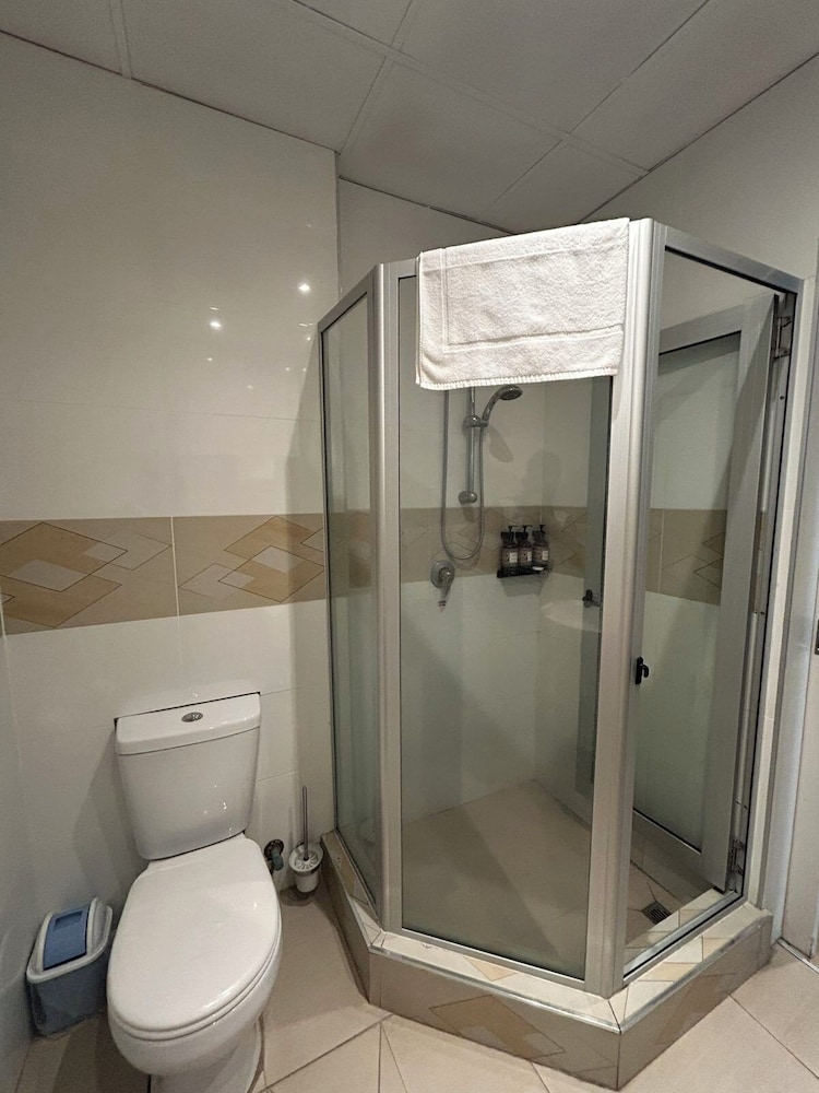 Smugglers Cove Beach Resort and Hotel 49/50