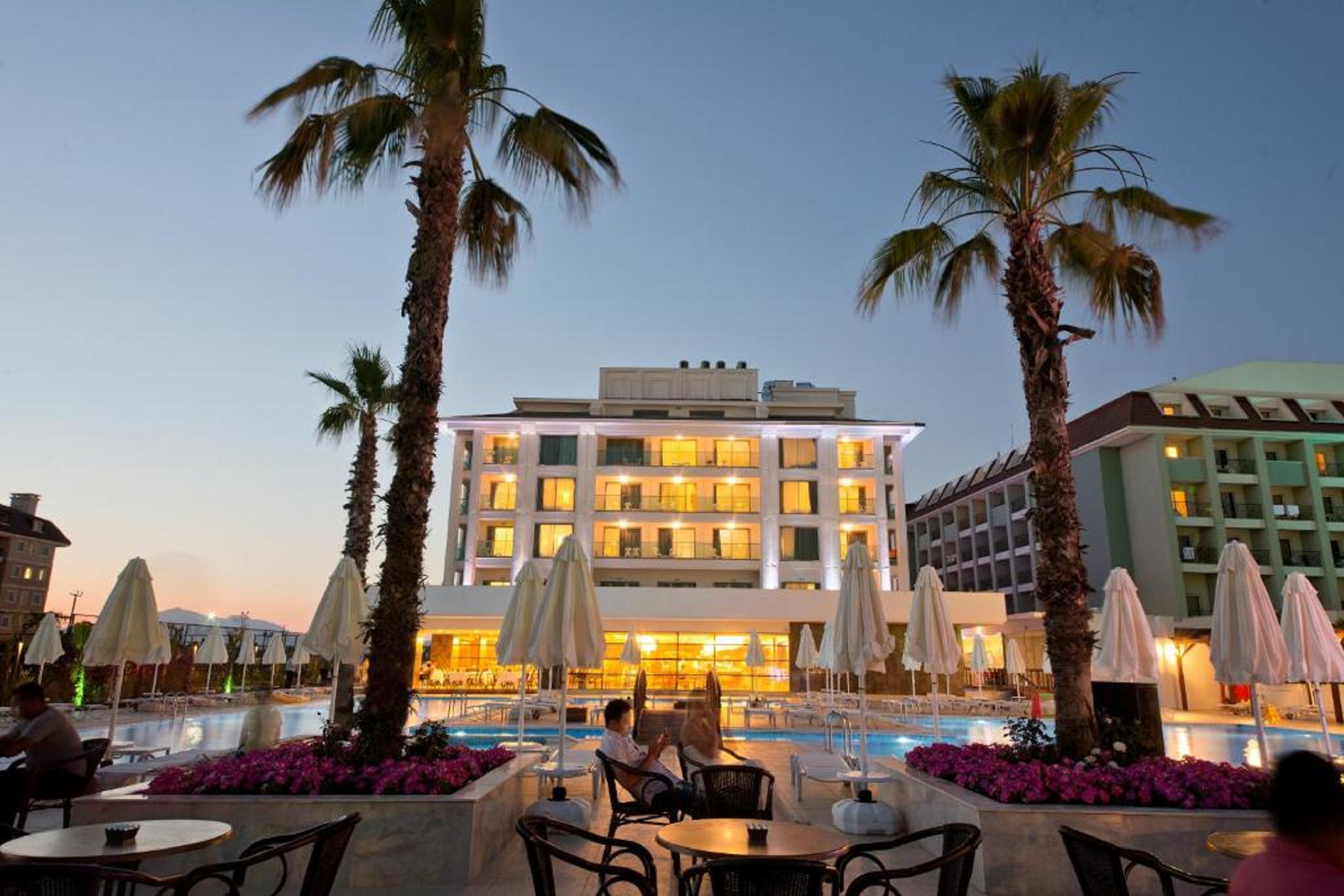 Armas Life Belek 3/50