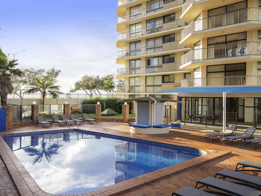 BreakFree Imperial Surf Surfers Paradise 10/46