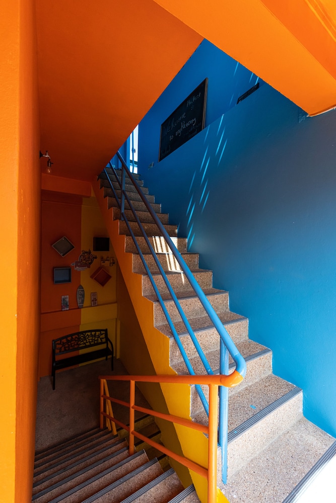 myPatong Social Hostel 3/50