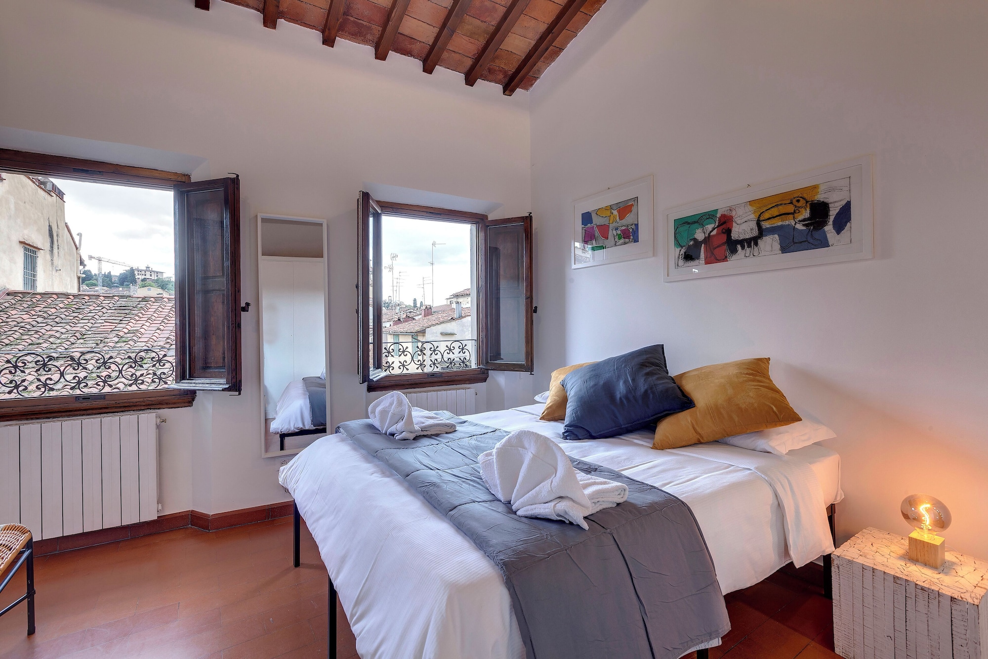 2 Bedrooms, Melody, Apartment, 2 Queen Beds, with View, Sofa