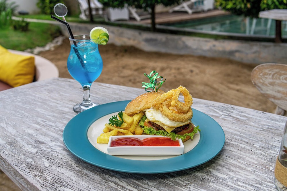 Bliss Surfer Bali By Tritama Hospitality 57/70