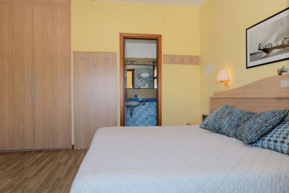 Hotel Orizzonte 16/50