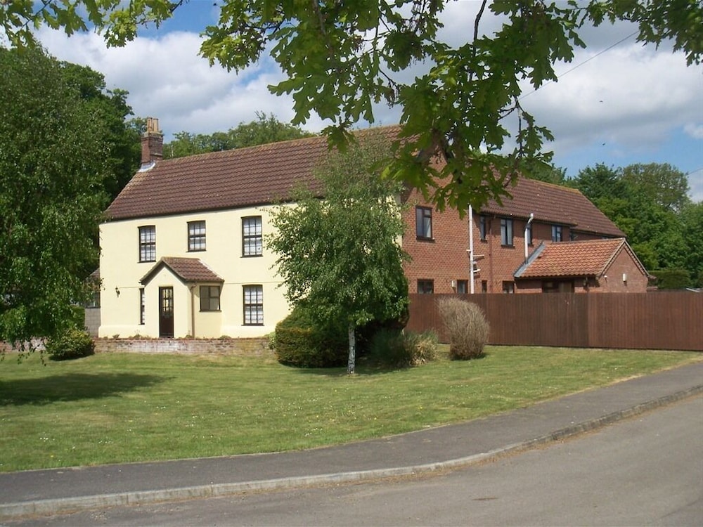 Church Farm 13/25