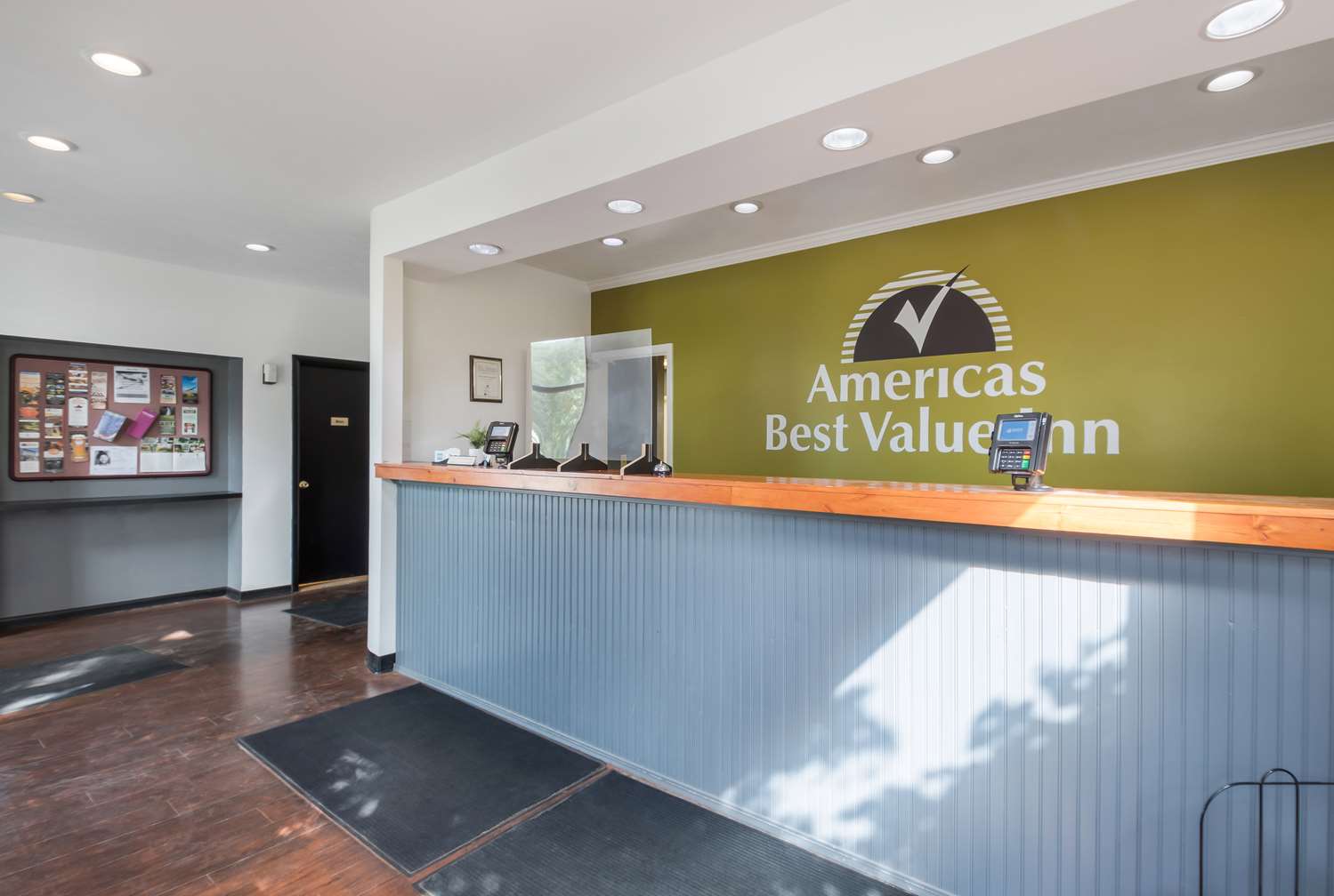 Americas Best Value Inn-Painted Post 2/11