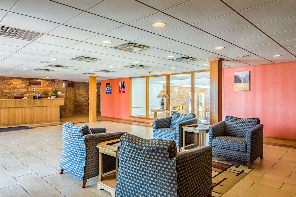Motel6 Grand Rapids, MI - Northeast 40/49