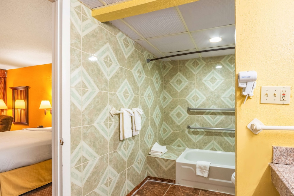Americas Best Value Inn Elk City 17/20