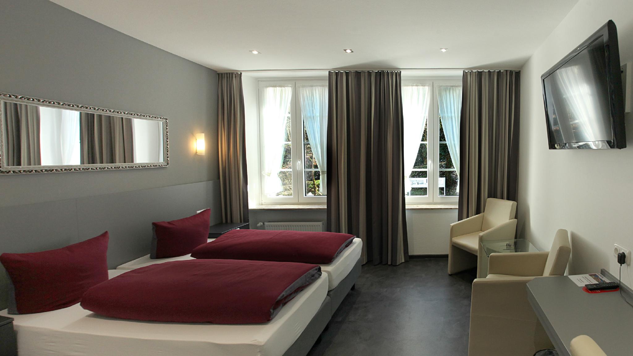 Hotel Zur Post 8/23