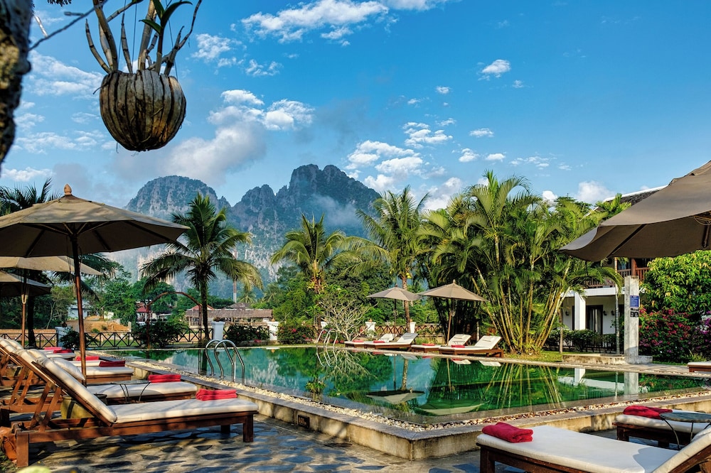 Riverside Boutique Resort Vang Vieng 72/74