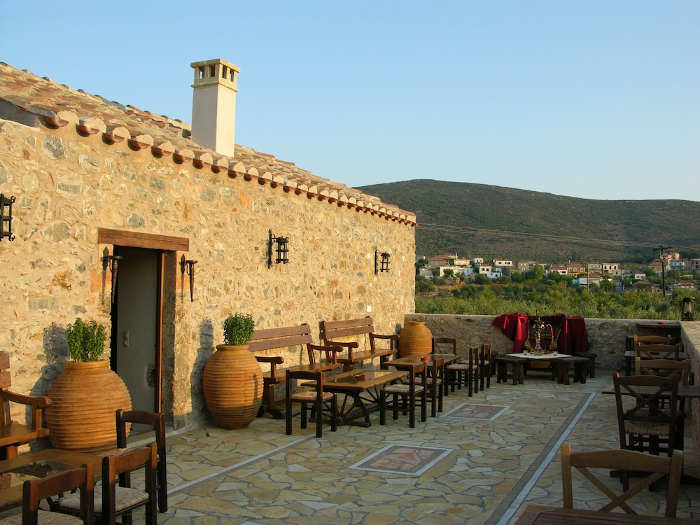 Liotrivi Historical Mansion & Boutique Hotel 59/71