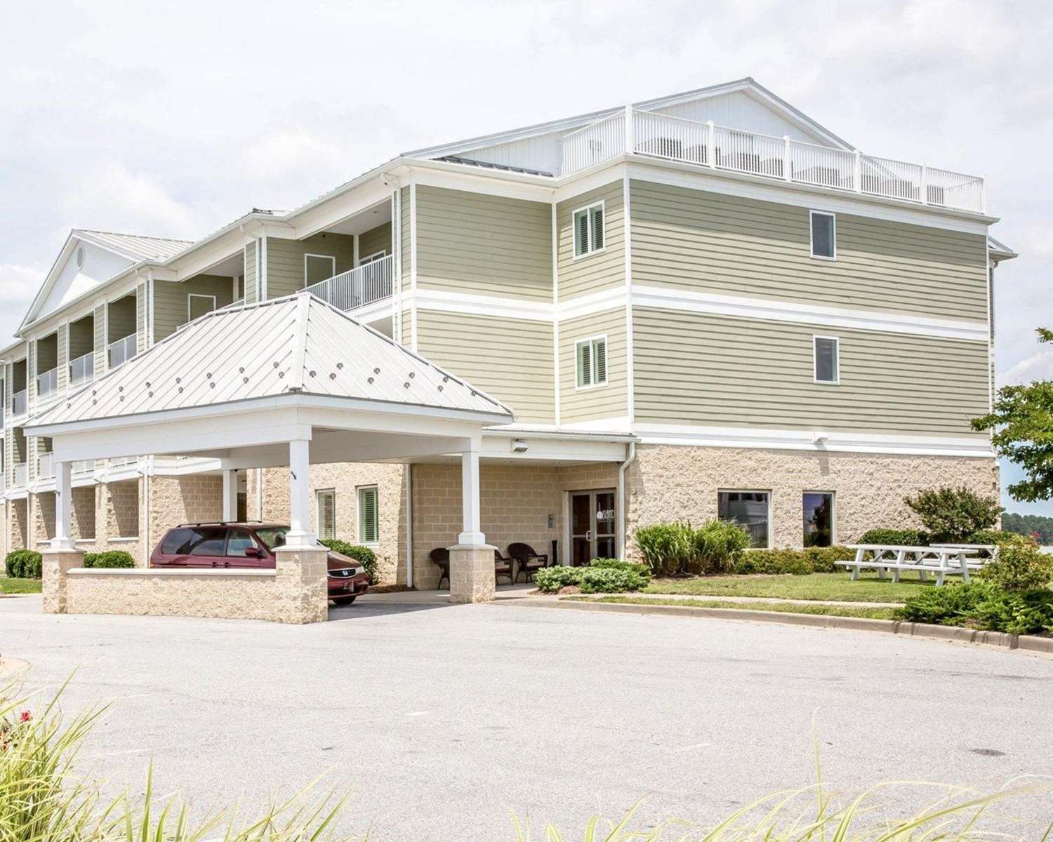 Island Inn and Suites, Ascend Hotel Collection 6/35