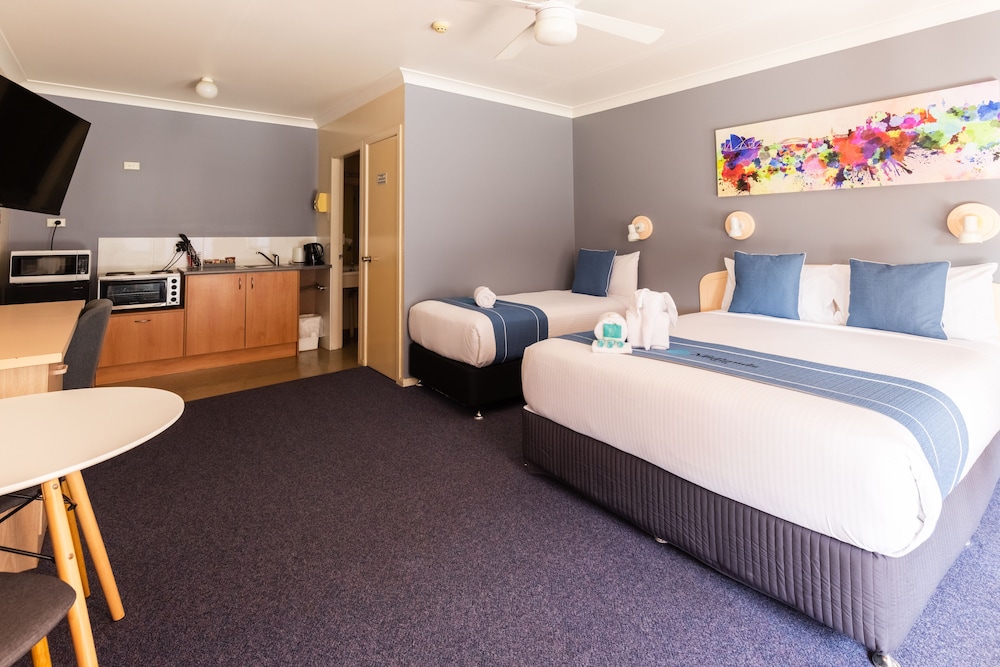 Midlands Motel 16/46