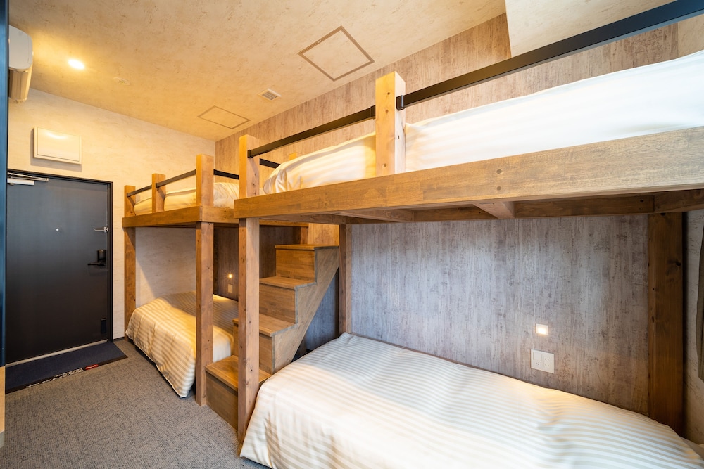Wellstay Namba 15/50