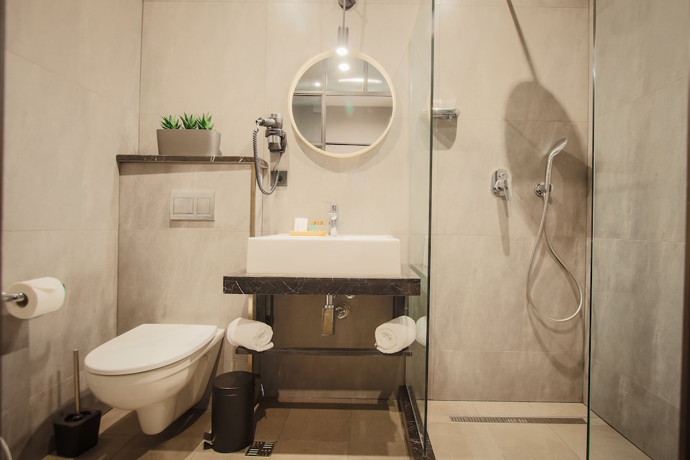 Tuta Hotel 50/50