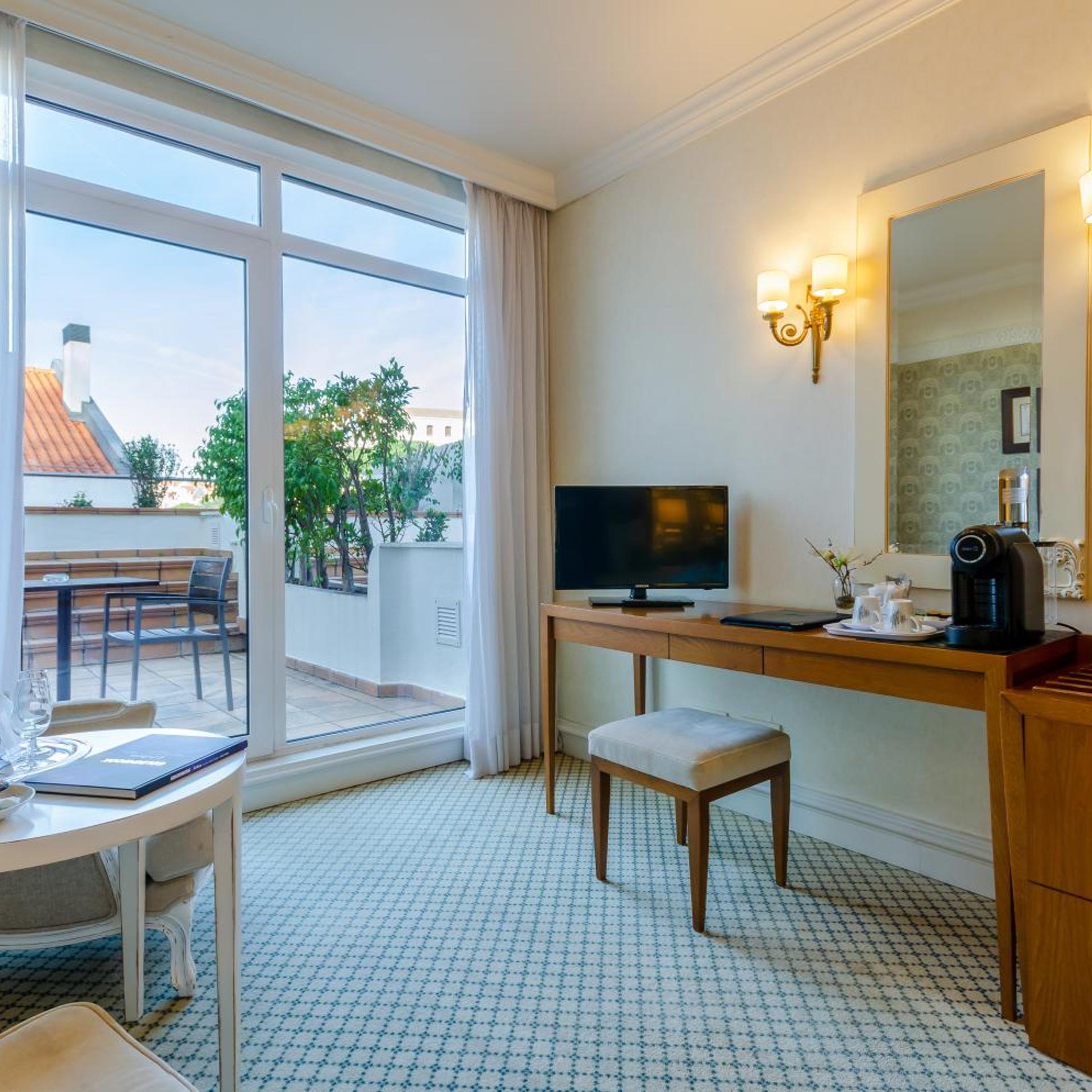 Superior, Double Bed, Terrace